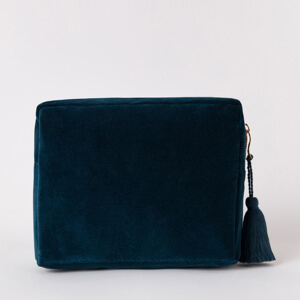 Elizabeth Scarlett Turtle Conservation Marine Navy Wash Bag